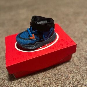 Kyrie infinity SE baby shoes